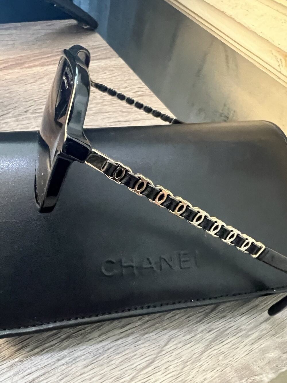 Chanel Polarized Sunnies With Case